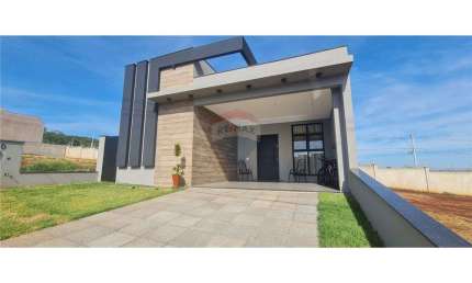 Casa de Condomínio para venda em Quinta Da Mata de 180.00m² com 4 Quartos, 4 Suites e 2 Garagens
