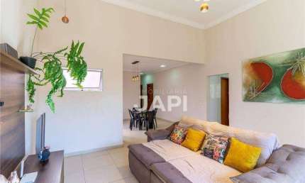 Casa para venda em Parque Santa Isabel de 147.00m² com 3 Quartos, 1 Suite e 2 Garagens