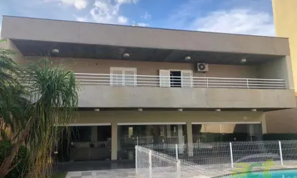 Casa para venda em Centro de 800.00m² com 4 Quartos, 4 Suites e 9 Garagens