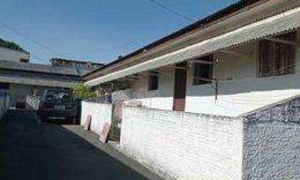 Casa para venda em Cidade Industrial de 280.00m² com 6 Quartos e 1 Garagem