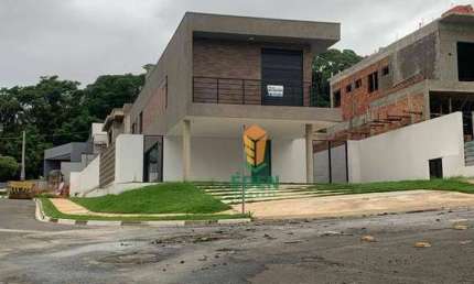 Casa de Condomínio para venda e aluguel em Condomínio Villa Verona de 246.00m² com 3 Quartos, 1 Suite e 6 Garagens