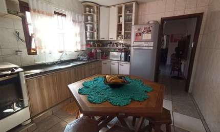 Casa para venda em Loteamento Santa Rosa de 152.00m² com 3 Quartos, 1 Suite e 3 Garagens