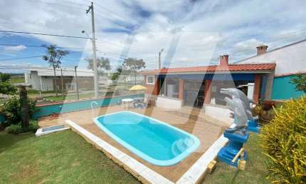 Casa para venda em São Pedro de 167.00m² com 3 Quartos, 1 Suite e 2 Garagens