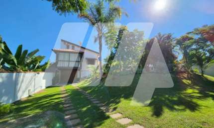 Casa para venda em São Pedro de 213.00m² com 4 Quartos, 3 Suites e 2 Garagens