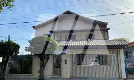 Sobrado para venda em São Pedro de 400.00m² com 5 Quartos, 5 Suites e 4 Garagens