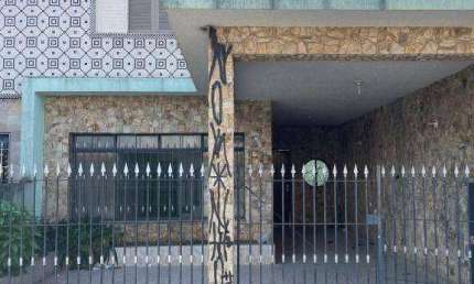 Sobrado para alugar em Ponte Grande de 160.00m² com 4 Quartos e 3 Garagens