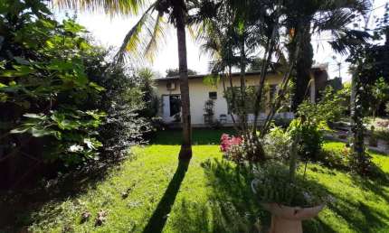 Casa para venda em Nhô Quim de 258.00m² com 5 Quartos, 1 Suite e 4 Garagens