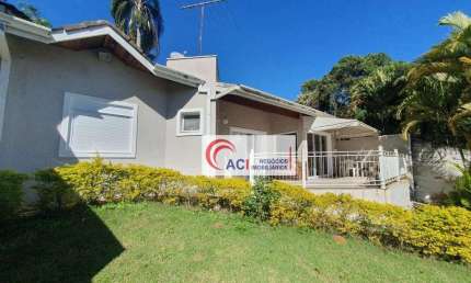Casa de Condomínio para venda e aluguel em Granja Viana de 113.00m² com 2 Quartos, 1 Suite e 4 Garagens