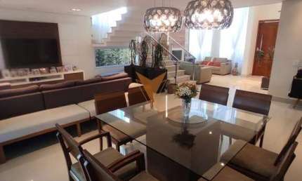 Casa para venda e aluguel em Cidade Tamboré de 400.00m² com 4 Quartos, 3 Suites e 4 Garagens