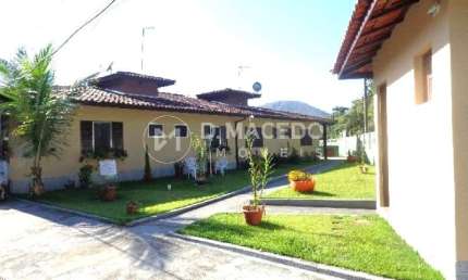 Casa para venda em Martim De Sa de 56.00m² com 2 Quartos e 1 Garagem