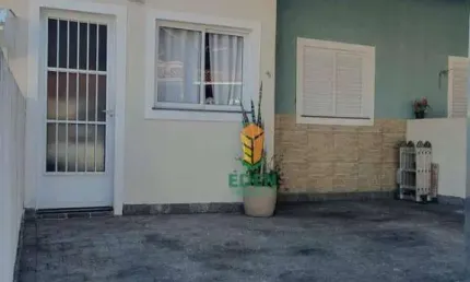 Casa de Condomínio para venda em Jardim Primavera de 67.00m² com 2 Quartos e 2 Garagens