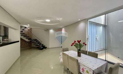 Casa para venda em Residencial Parque Rochele Ii de 238.00m² com 3 Quartos, 1 Suite e 2 Garagens