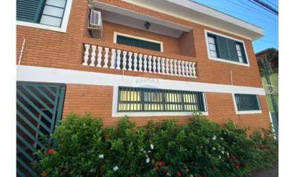 Casa para alugar em Campos Elíseos de 172.00m² com 4 Quartos e 2 Suites