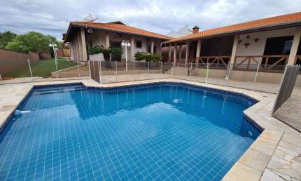 Casa de Condomínio para venda em Colinas Do Piracicaba (ártemis) de 204.00m² com 3 Quartos, 1 Suite e 7 Garagens
