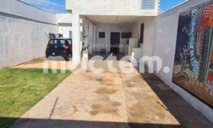 Casa para venda em Parque Das Gaivotas de 60.00m² com 1 Quarto e 4 Garagens