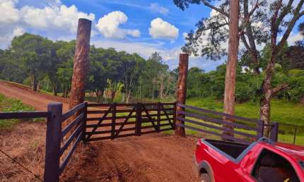 Lote / Terreno para venda em Nova Laranjeiras de 1590000.00m² com 1 Quarto