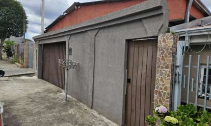 Casa para venda em Cidade Industrial de 120.00m² com 4 Quartos, 1 Suite e 2 Garagens