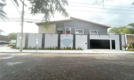 Casa para venda em Jardim Califórnia de 256.00m² com 3 Quartos, 1 Suite e 3 Garagens