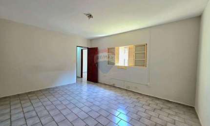 Casa para venda em Vila Universitária de 160.00m² com 4 Quartos