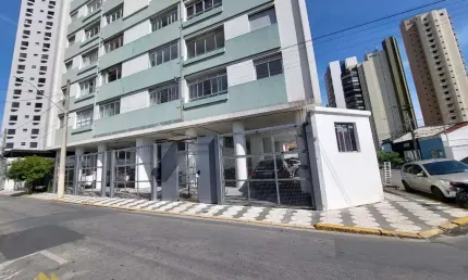 Apartamento para venda em Centro de 106.00m² com 3 Quartos