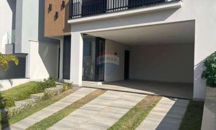 Casa de Condomínio para alugar em Ondinhas de 195.00m² com 3 Quartos, 2 Suites e 4 Garagens