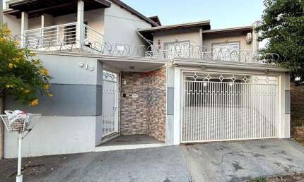 Casa para venda em Pires de 135.00m² com 3 Quartos e 1 Suite