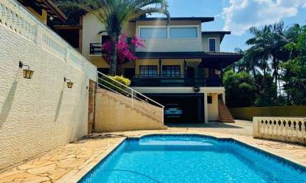 Casa de Condomínio para venda e aluguel em Santa Inês de 400.00m² com 3 Quartos, 2 Suites e 4 Garagens
