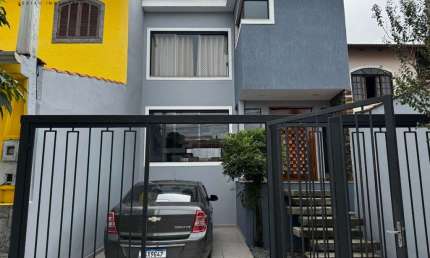 Casa de Condomínio para venda em Jardim Belvedere de 230.00m² com 2 Quartos, 1 Suite e 1 Garagem