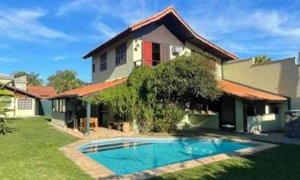 Casa para venda em Itatiaia de 500.00m² com 3 Quartos, 1 Suite e 2 Garagens