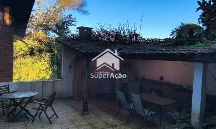 Casa de Condomínio para alugar em Caraguatá de 200.00m² com 3 Quartos, 1 Suite e 3 Garagens