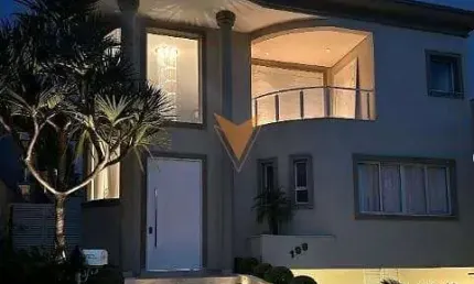 Casa para venda em Alphaville de 505.00m² com 4 Quartos, 4 Suites e 6 Garagens