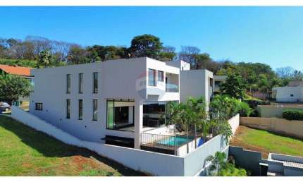 Casa de Condomínio para venda em Residencial E Empresarial Alphaville de 514.00m² com 4 Quartos, 4 Suites e 6 Garagens