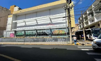 Prédio Comercial para alugar em Centro de 1382.00m²