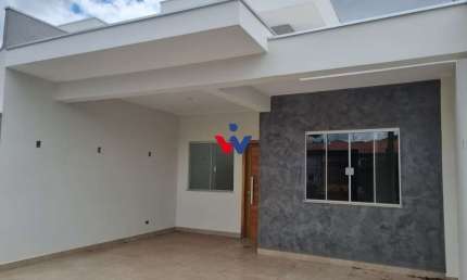Casa para venda em Jardim Novo Oásis de 104.00m² com 3 Quartos, 1 Suite e 2 Garagens