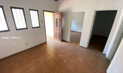 Casa para alugar em Vila América de 65.00m² com 2 Quartos e 2 Garagens