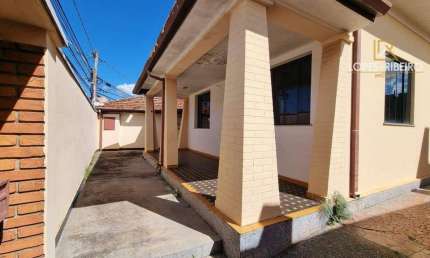 Casa para venda em Vila Dos Lavradores de 244.00m² com 4 Quartos e 2 Garagens