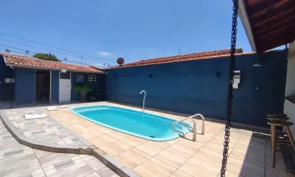 Casa para venda em Vila Antártica de 138.00m² com 3 Quartos, 2 Suites e 3 Garagens
