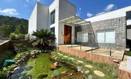 Casa para venda em Residencial Tamboré de 1500.00m² com 4 Quartos, 4 Suites e 12 Garagens