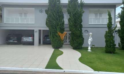 Casa para venda em Alphaville de 520.00m² com 5 Quartos, 5 Suites e 6 Garagens