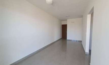 Apartamento para alugar em Jardim Irajá de 68.00m² com 2 Quartos, 1 Suite e 1 Garagem