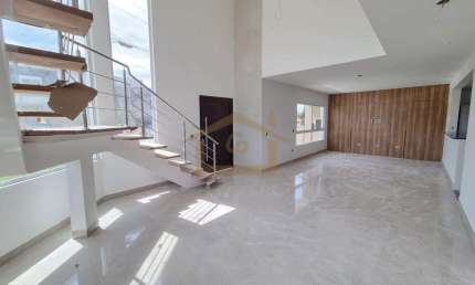 Casa para venda em Pitas de 216.00m² com 3 Quartos, 3 Suites e 2 Garagens