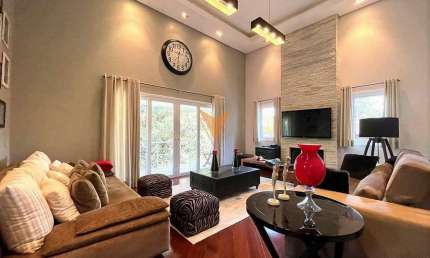 Casa para venda em Altos De São Fernando de 553.06m² com 4 Quartos, 4 Suites e 6 Garagens
