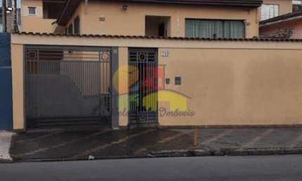 Casa para venda em Vila Palmares de 198.00m² com 3 Quartos, 1 Suite e 7 Garagens
