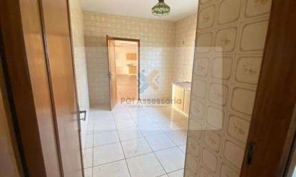 Casa para venda em Vila Aeroporto de 246.00m² com 3 Quartos, 1 Suite e 2 Garagens