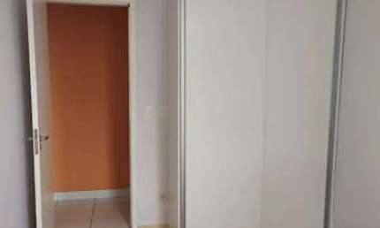 Apartamento para alugar em Condomínio Reserva Do Japi de 56.00m² com 2 Quartos e 1 Garagem