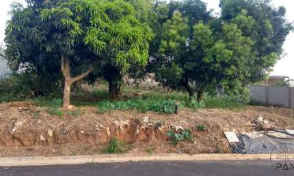 Terreno para venda em Jardim Dona Marta (rubião Junior) de 250.00m²