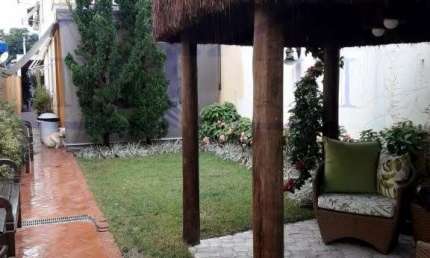Sobrado para venda em Km 18 de 250.00m² com 3 Quartos, 2 Suites e 4 Garagens