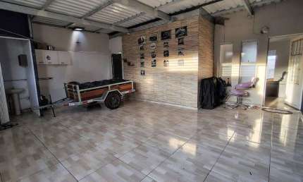 Casa para venda em Santa Terezinha de 100.00m² com 2 Quartos e 2 Garagens