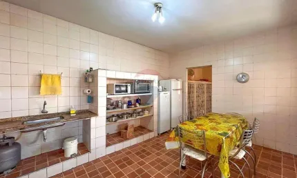 Casa para venda em Chave de 218.00m² com 3 Quartos, 1 Suite e 2 Garagens