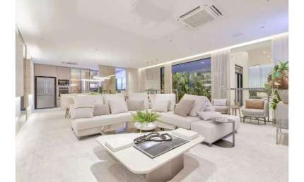 Casa para venda em Jardinaves de 335.87m² com 4 Quartos, 2 Suites e 3 Garagens